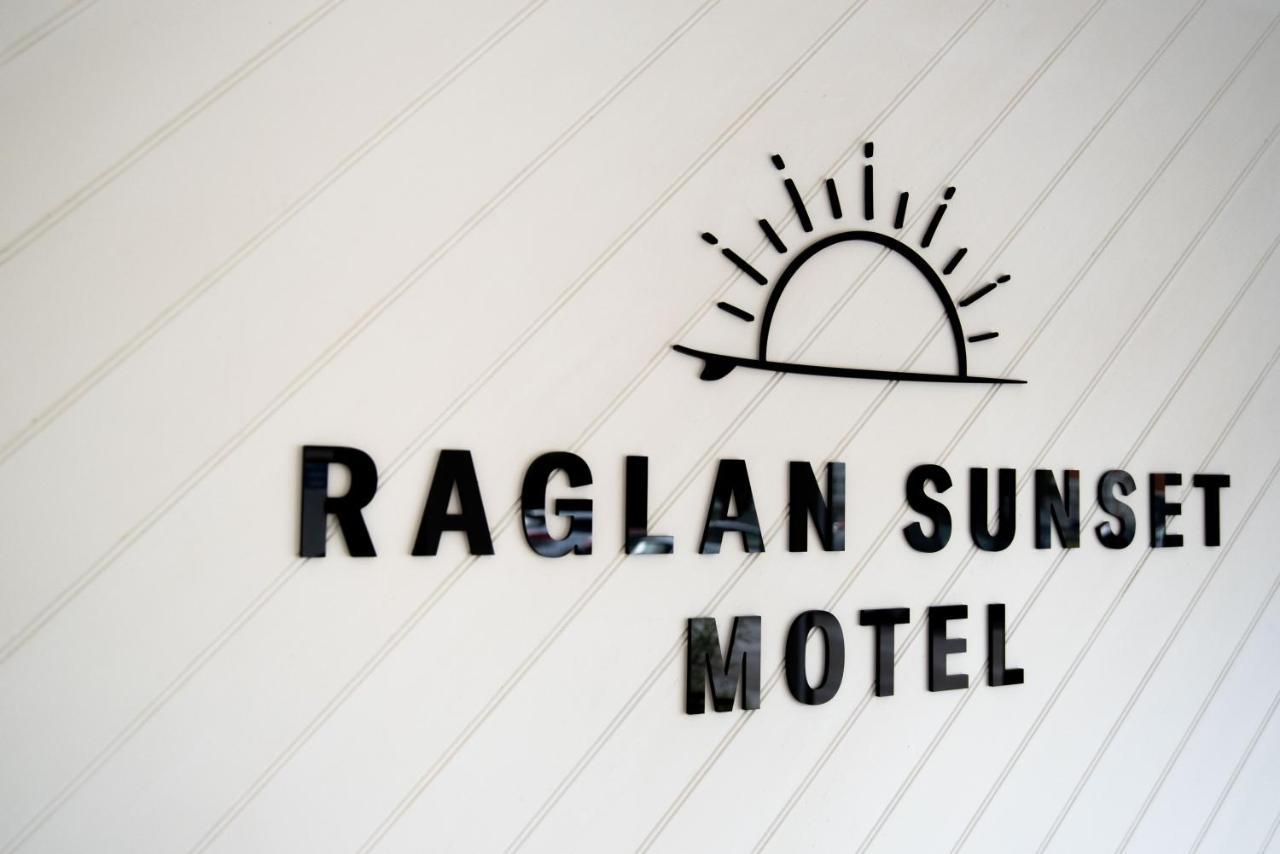 Raglan Sunset Motel And Conference Venue Экстерьер фото